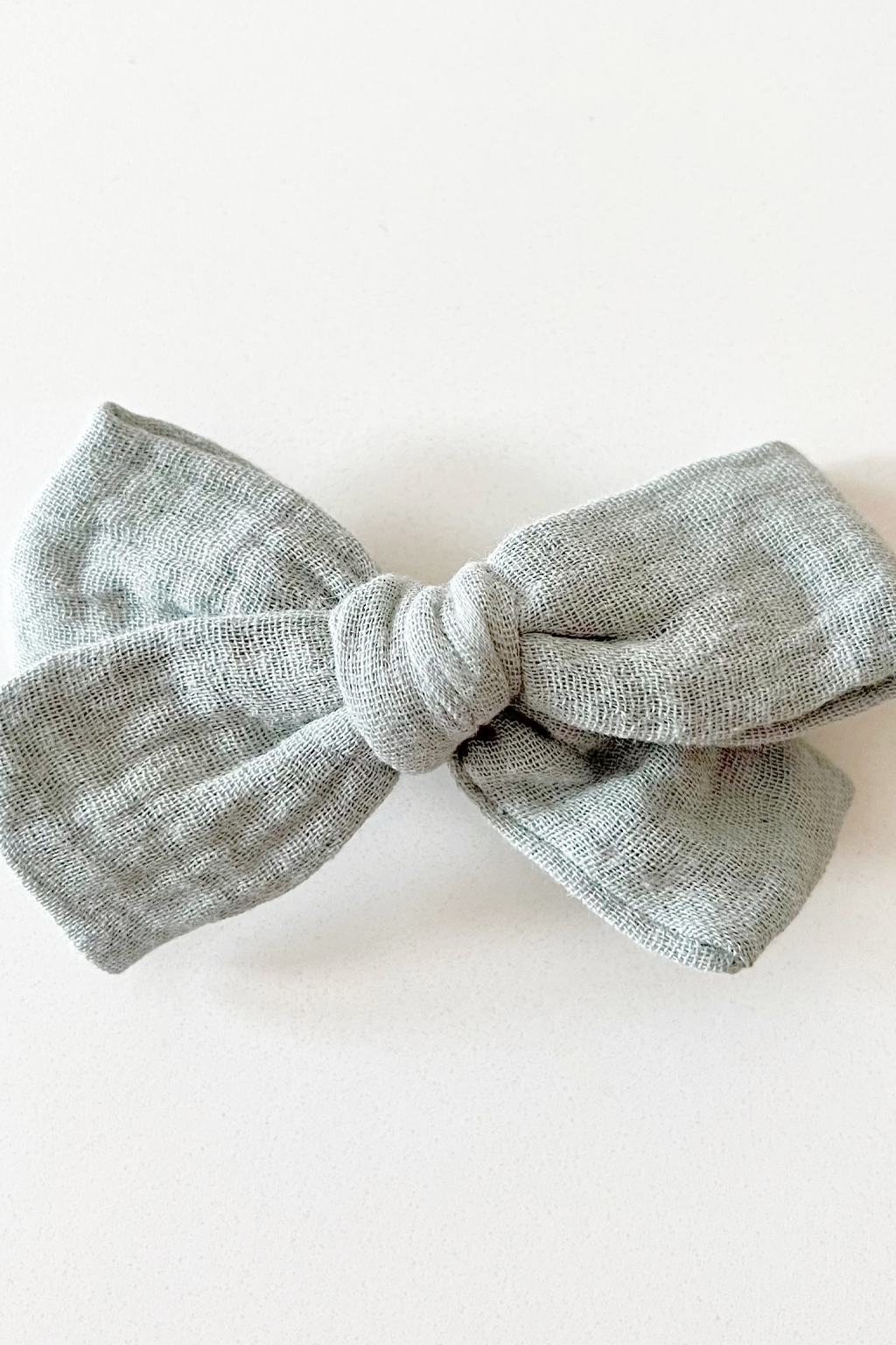 Muslin Bow with Clip