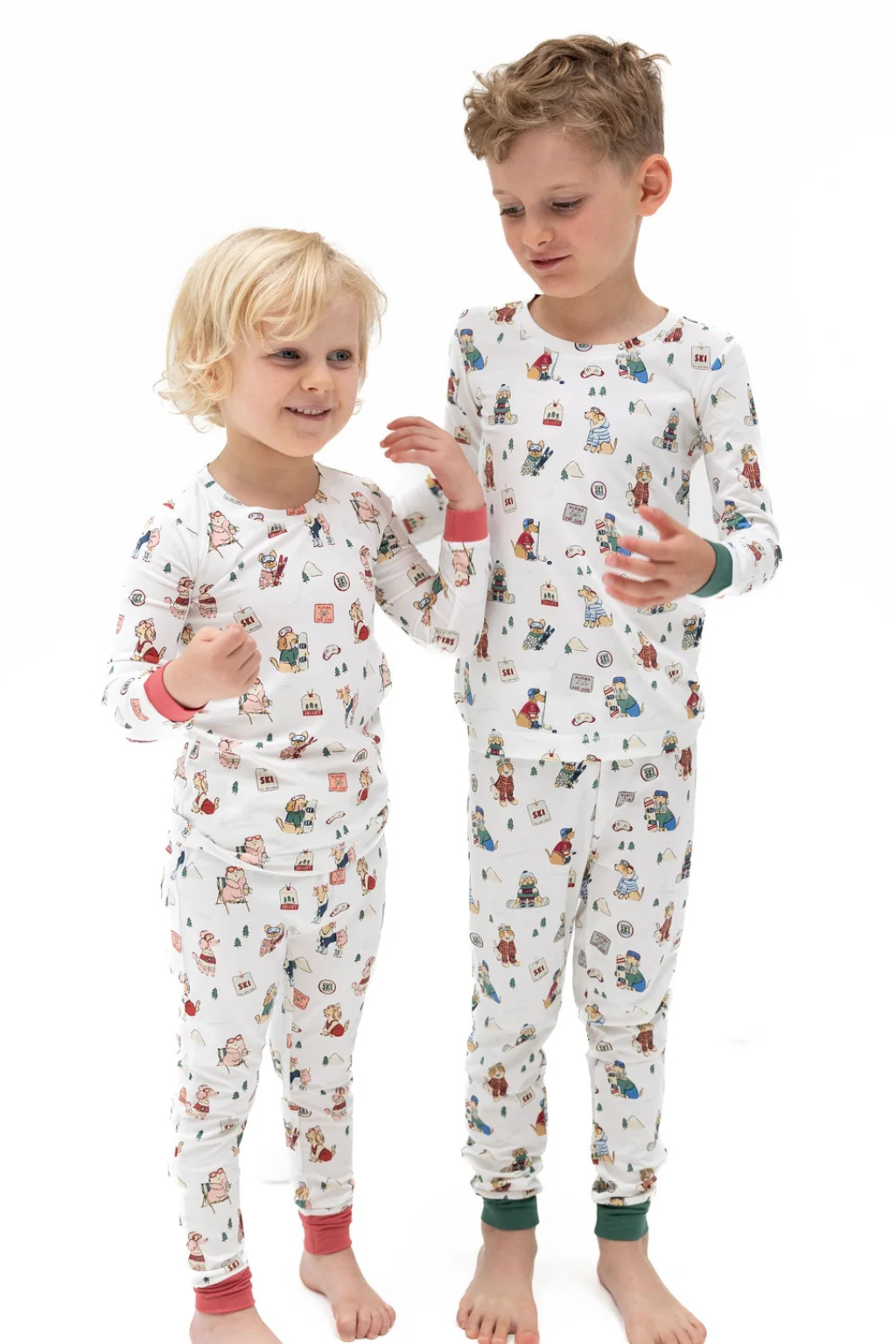 Winter Sports Dogs Lounge Set